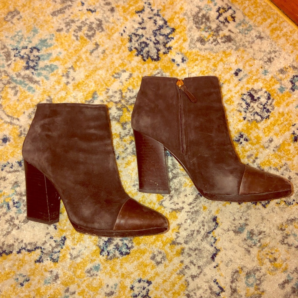 Tory Burch Pointed Toe Ankle Booties